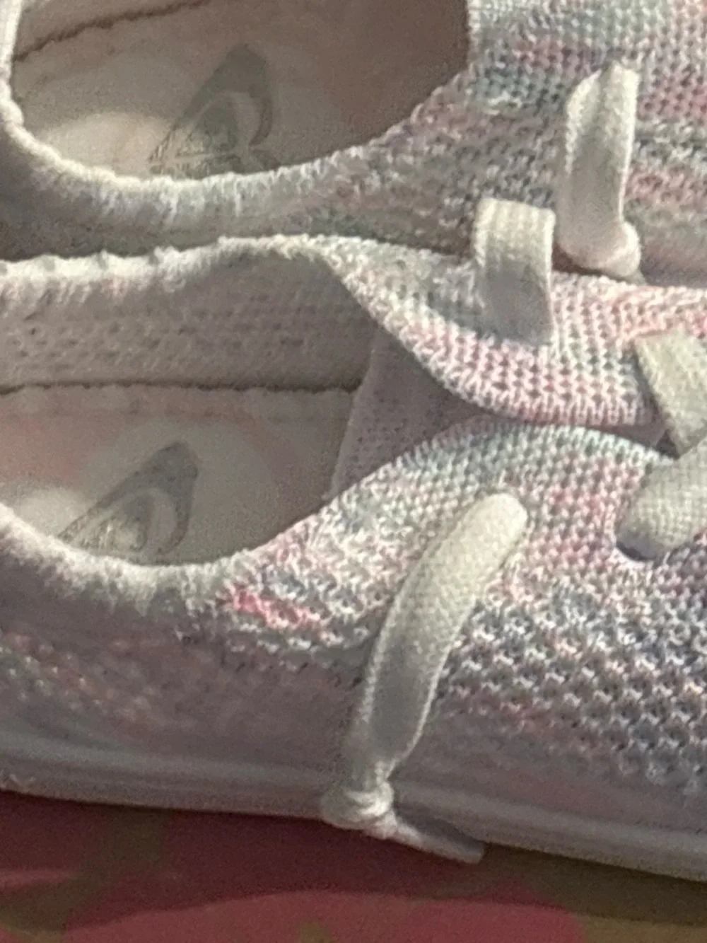 Roxy Kids White Slip-On Knit Sneakers with Pastel Pink & Blue 💕💙